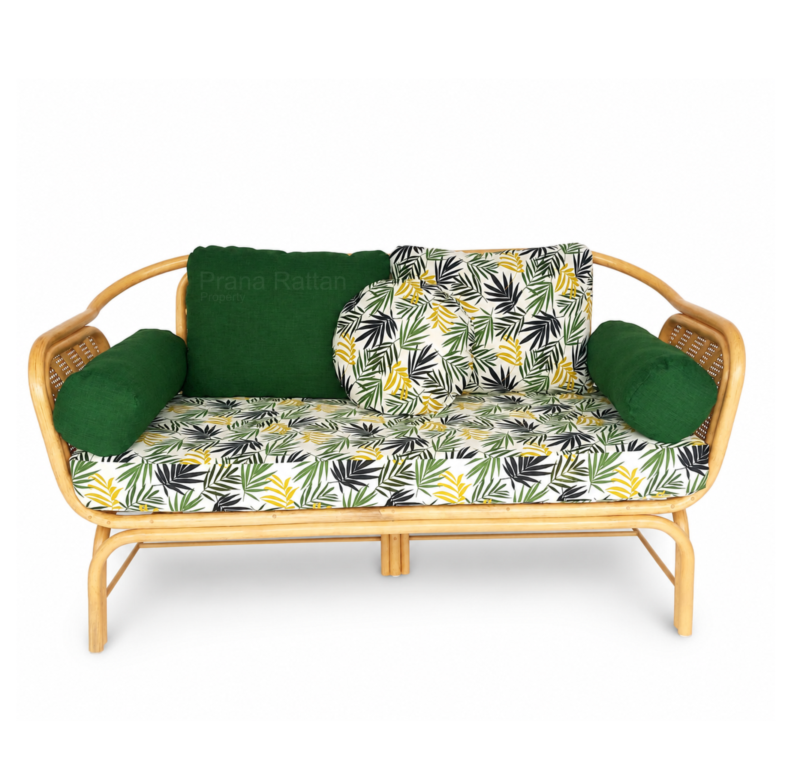 Tanimbar Sofa with Cushion